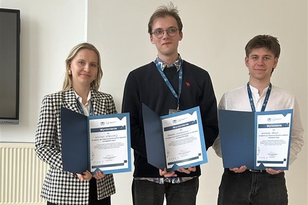 Nagrodzeni studenci